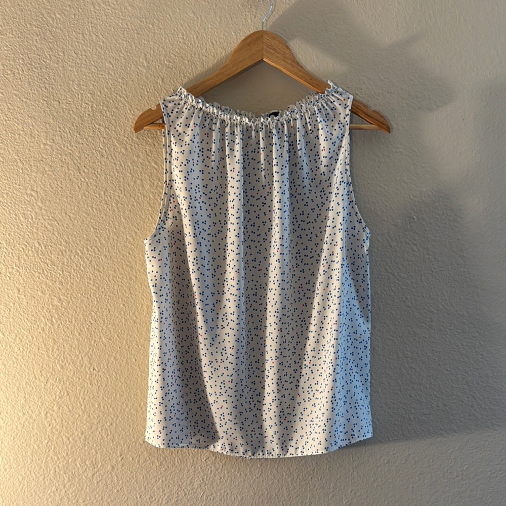 Gap Star Sleeveless Blouse, Size Medium